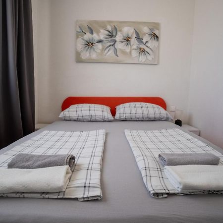 Apartments Pavic ヴィル エクステリア 写真
