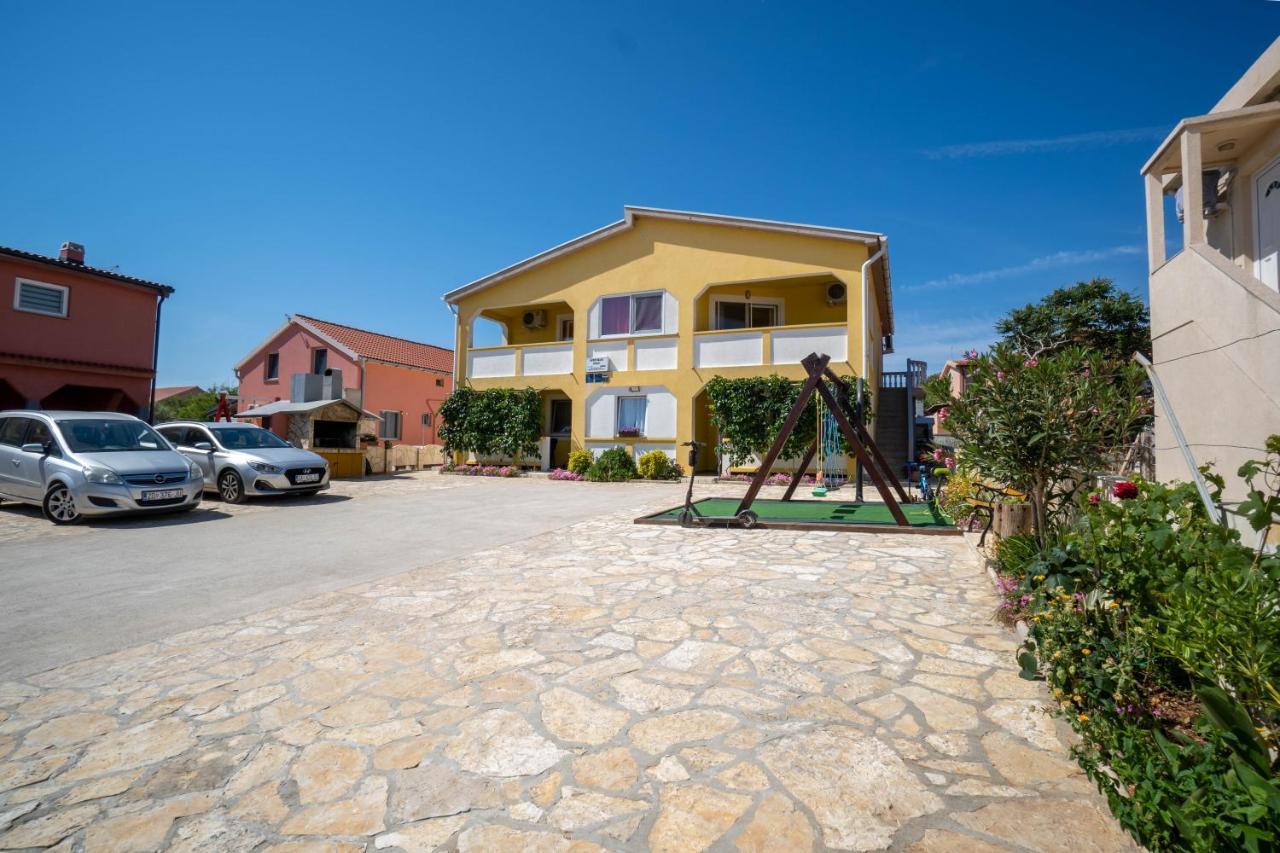 Apartments Pavic ヴィル エクステリア 写真