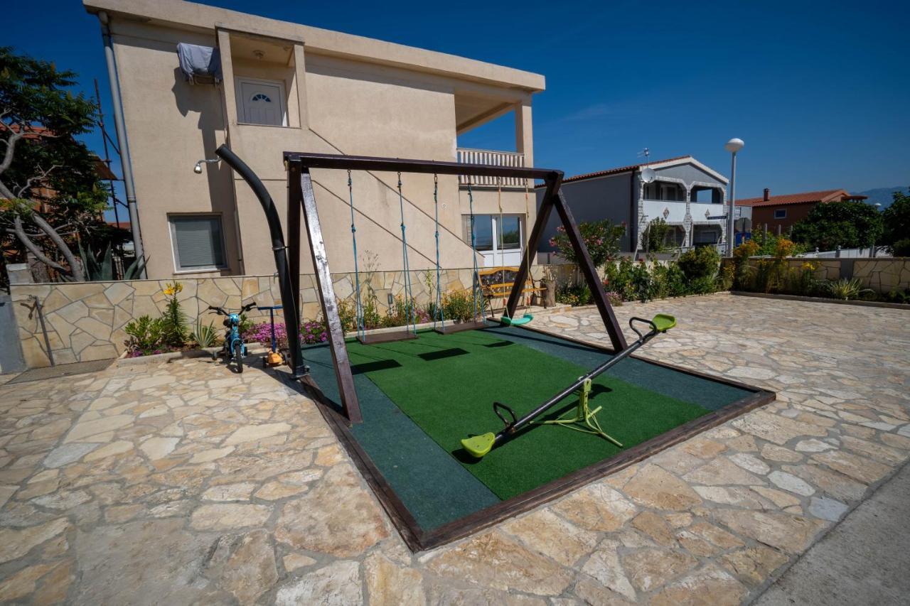 Apartments Pavic ヴィル エクステリア 写真