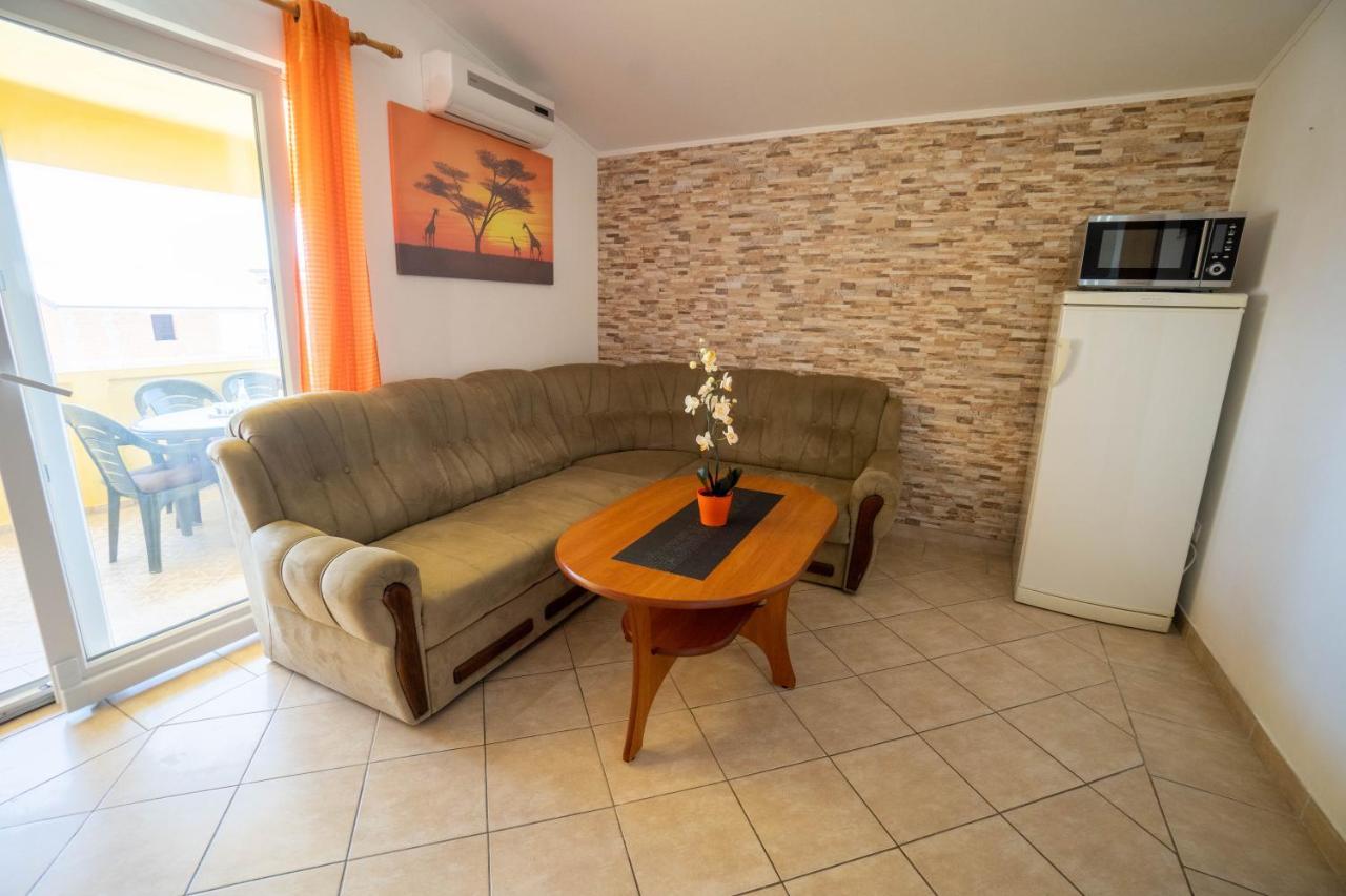 Apartments Pavic ヴィル エクステリア 写真