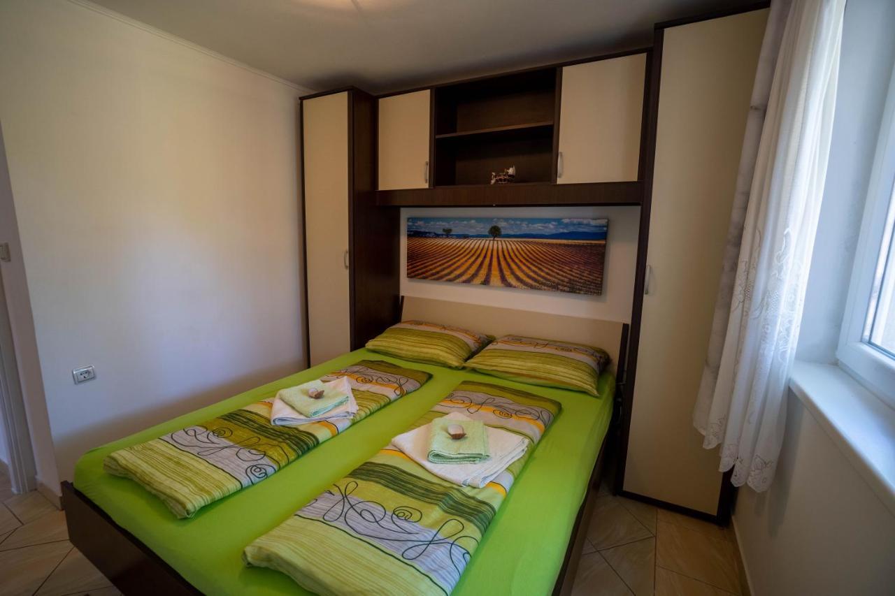 Apartments Pavic ヴィル エクステリア 写真