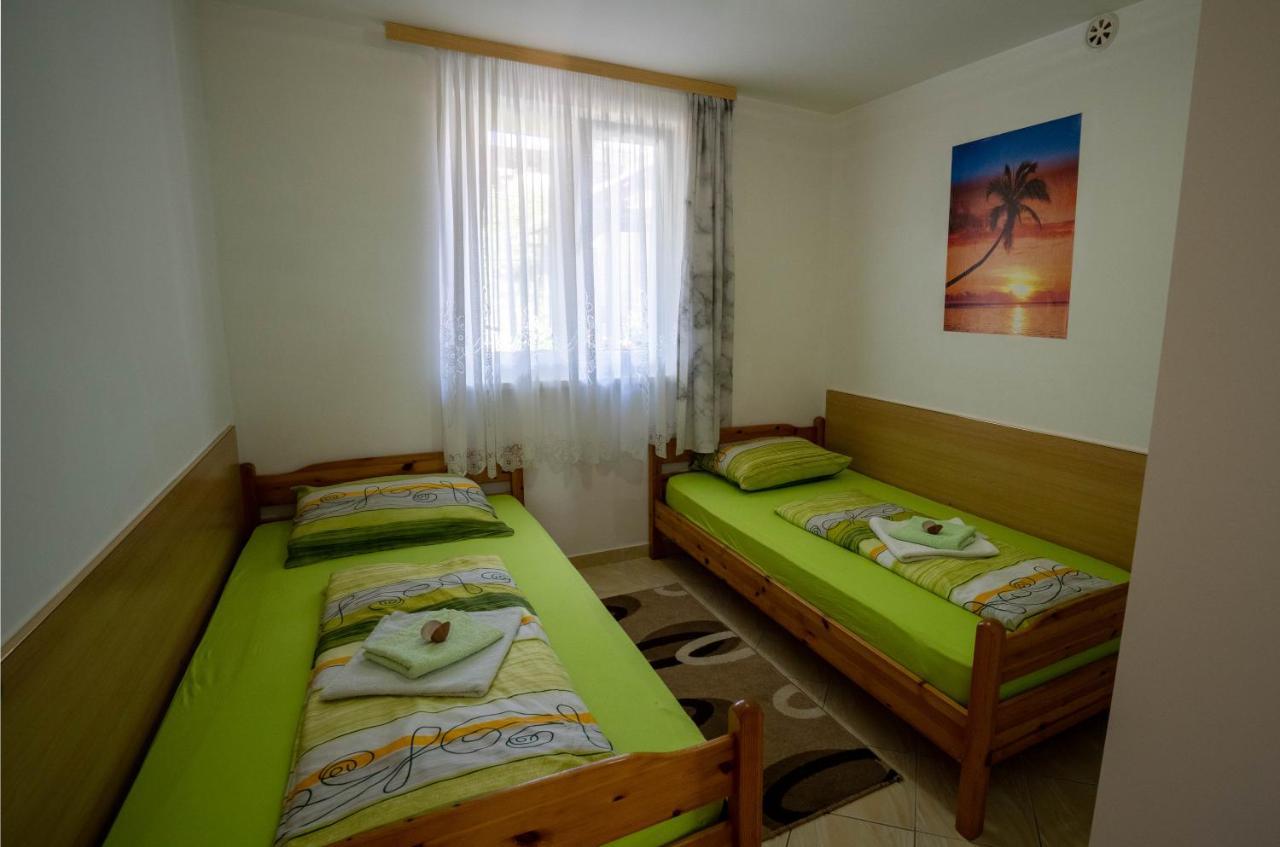 Apartments Pavic ヴィル エクステリア 写真