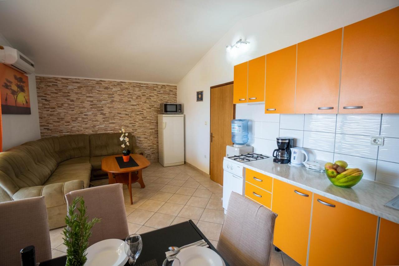 Apartments Pavic ヴィル エクステリア 写真