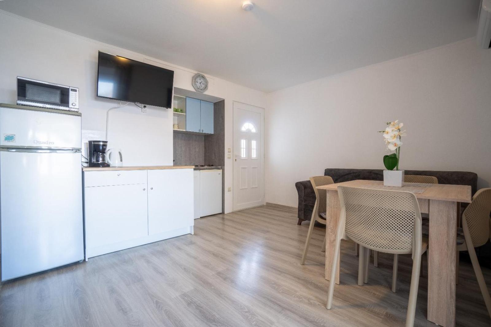 Apartments Pavic ヴィル エクステリア 写真